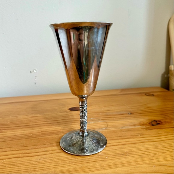FB Rogers Vintage Silver Plated Goblet Chalice Stemmed Glass Cup Twisted Stem - Picture 3 of 9
